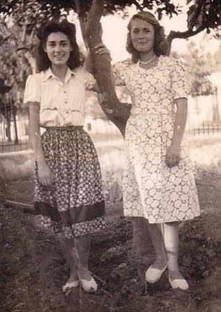 1946