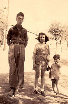 1946