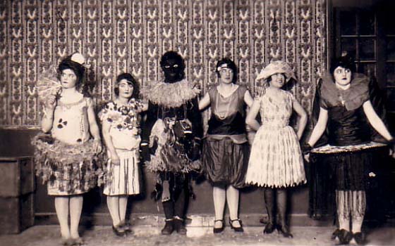 1928 : Cécile MICO née BRIESACH (la quatrième)