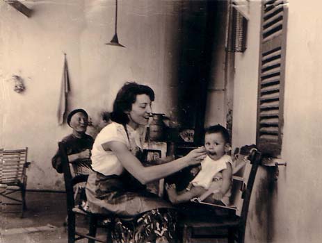 1958 : Henri P. BRIESACH, sa petite fille Lucette DUFOUR née MICO, son arrière petit fils Paul DUFOUR